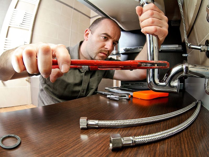Fixtures vs. Installation: What Works Best in Plumbing?